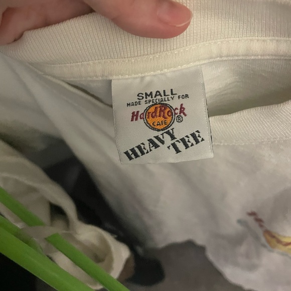 EUC Hard Rock Cafe Paris T Shirt Size Small. Authentic Hard Rock shirt. - Picture 5 of 5